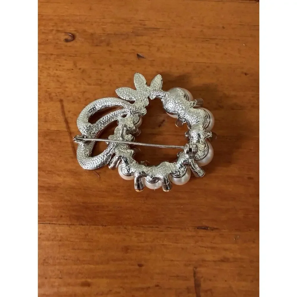 Silver Tone Faux Pearl Rhinestone Wreath Brooch Vintage Style Timeless Feminine